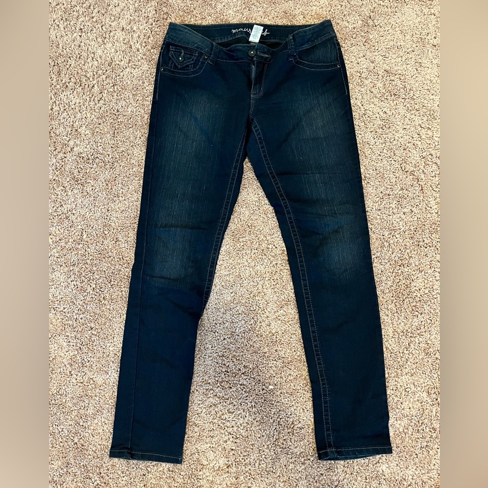 Maurices Dark Wash Sequin Embellished Jeggings Size Large